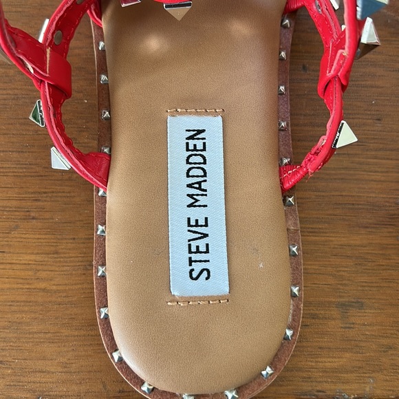 Steve Madden Red Travel Studded Sandals - Picture 4 of 6